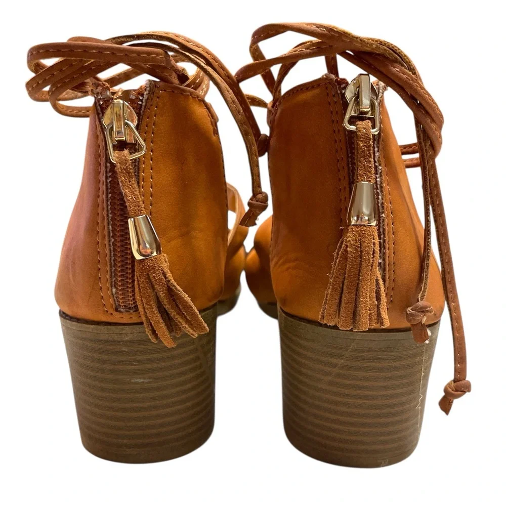 Maurice’s Ember Women's Tan Sandals with Colorful Accents - Picture 3 of 10
